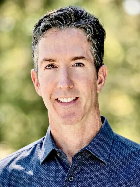 Ryan Sullivan Headshot