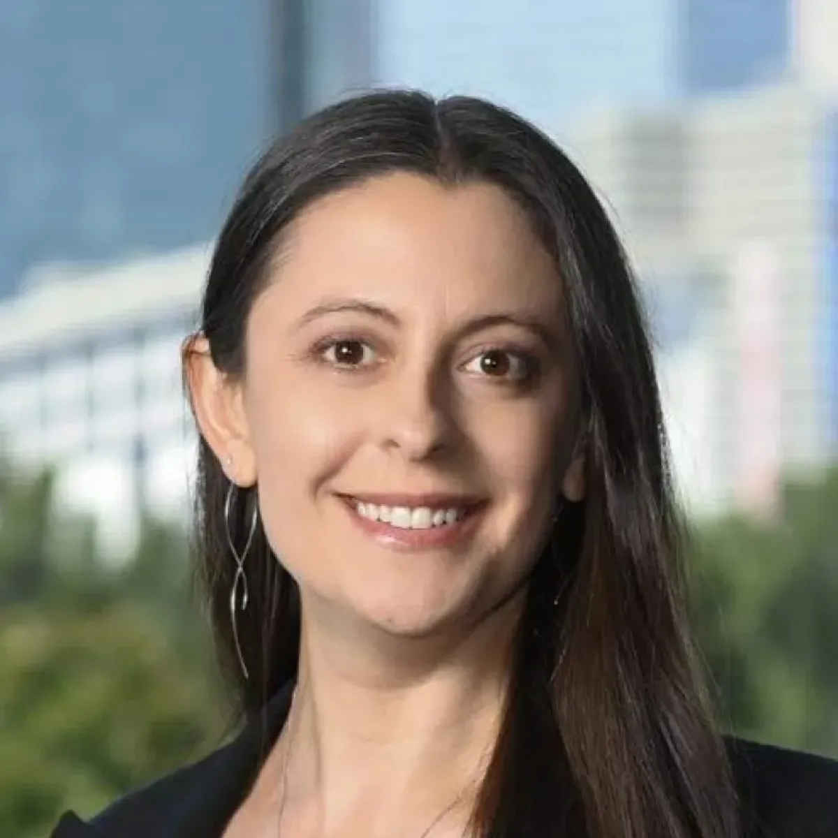 Jennifer Adelhardt headshot
