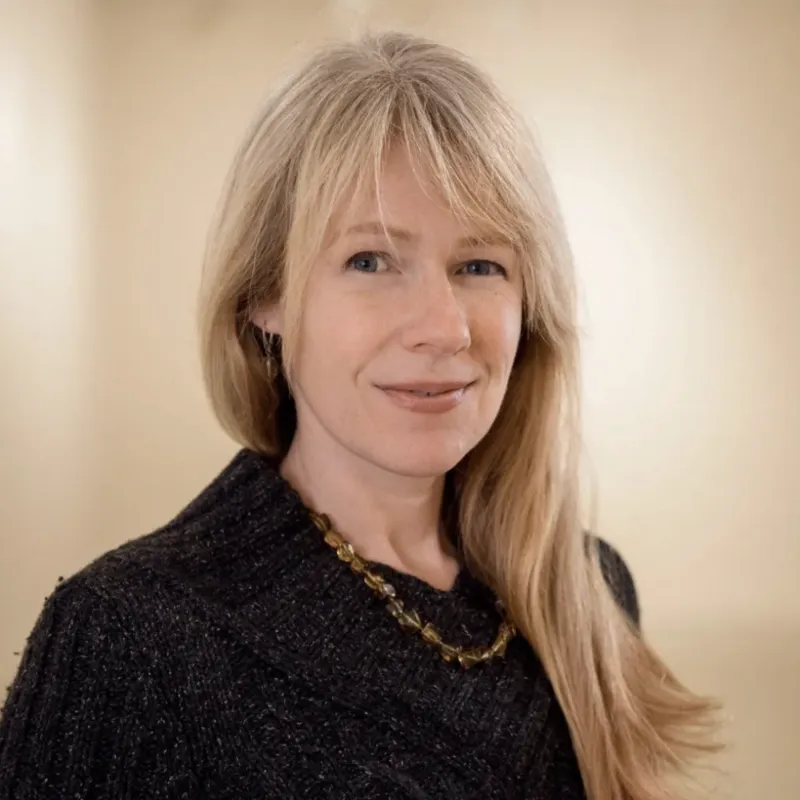 Heather Freeman Headshot